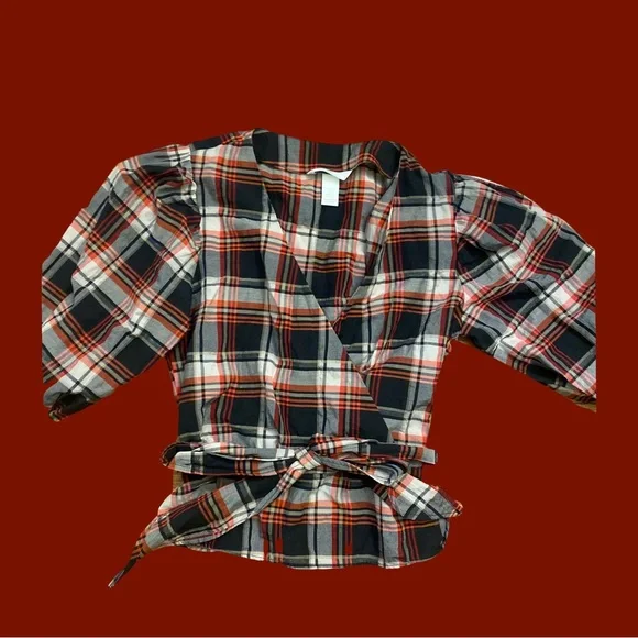 🍷red and black plaid ribbon tie blouse🍷 - Picture 3 of 4